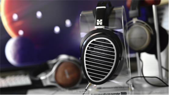 hifiman万元耳机,hifiman万元高端头戴式耳机