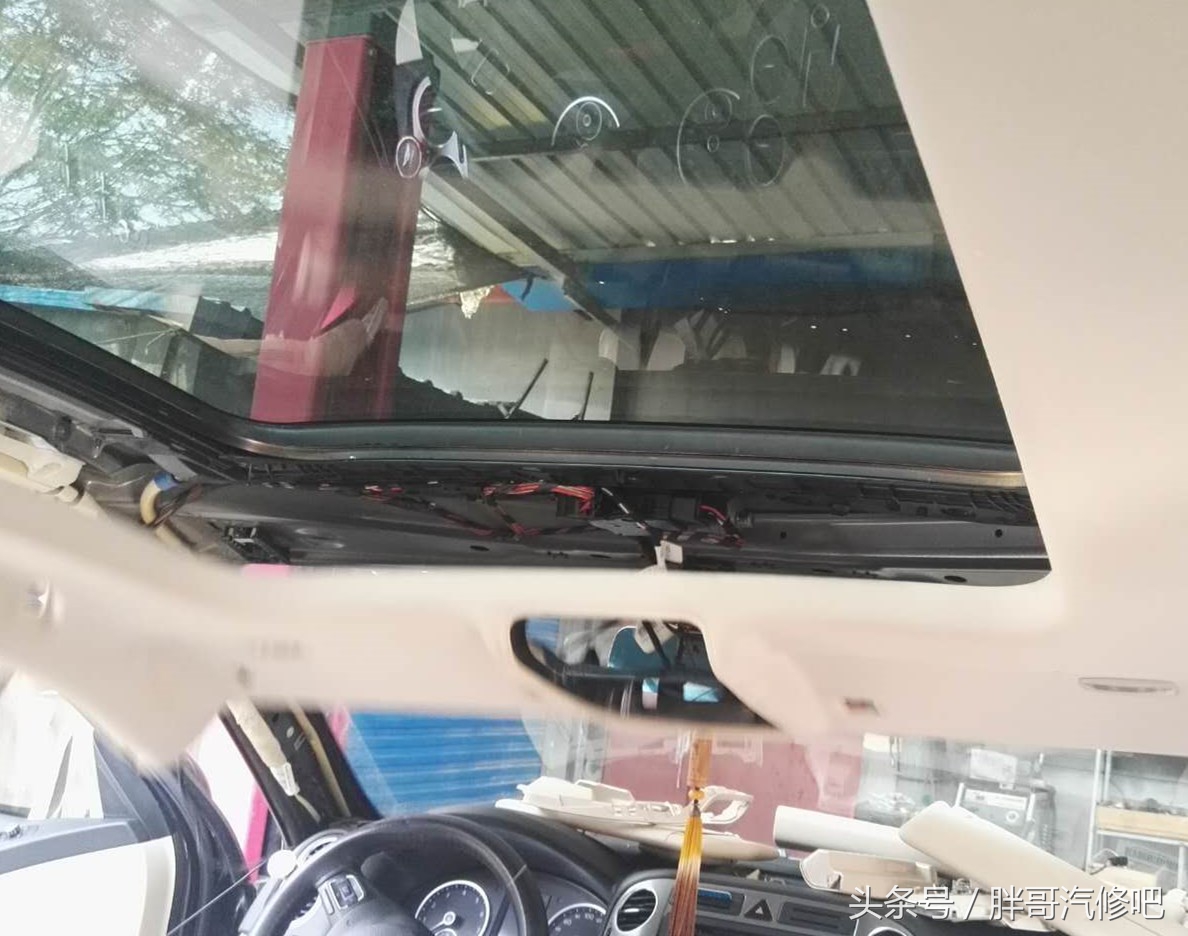 全景天窗遮阳帘坏了有没有必要换,全景天窗里面的遮阳帘修复