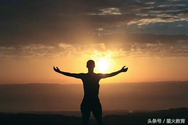 孩子爱打扮怎么教育,孩子爱打扮不影响学习好吗