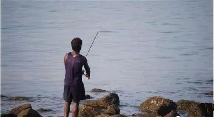 钓鱼技巧甩竿,钓鱼甩竿小技巧视频完整版