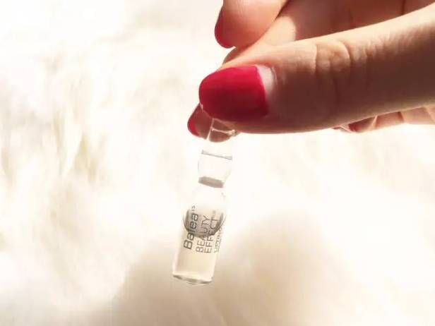 “能拍进肌肤的玻尿酸”女生必备不老法宝