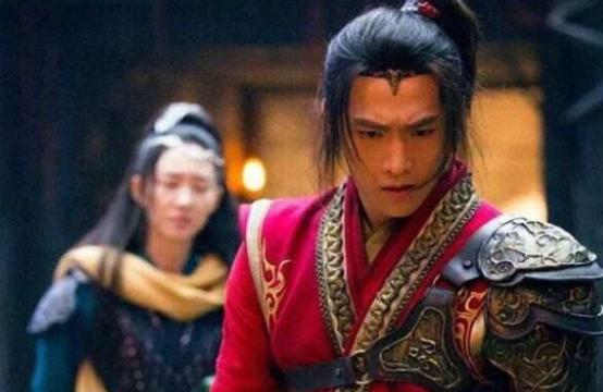 翻盘了,两年不见,我竟然被杨洋满脸胡渣的糙汉形象圈粉了