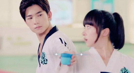 翻盘了,两年不见,我竟然被杨洋满脸胡渣的糙汉形象圈粉了