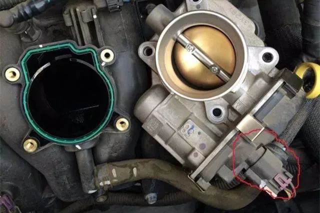 清洗节气门后油耗升高是正常的吗,节气门脏了油耗增高