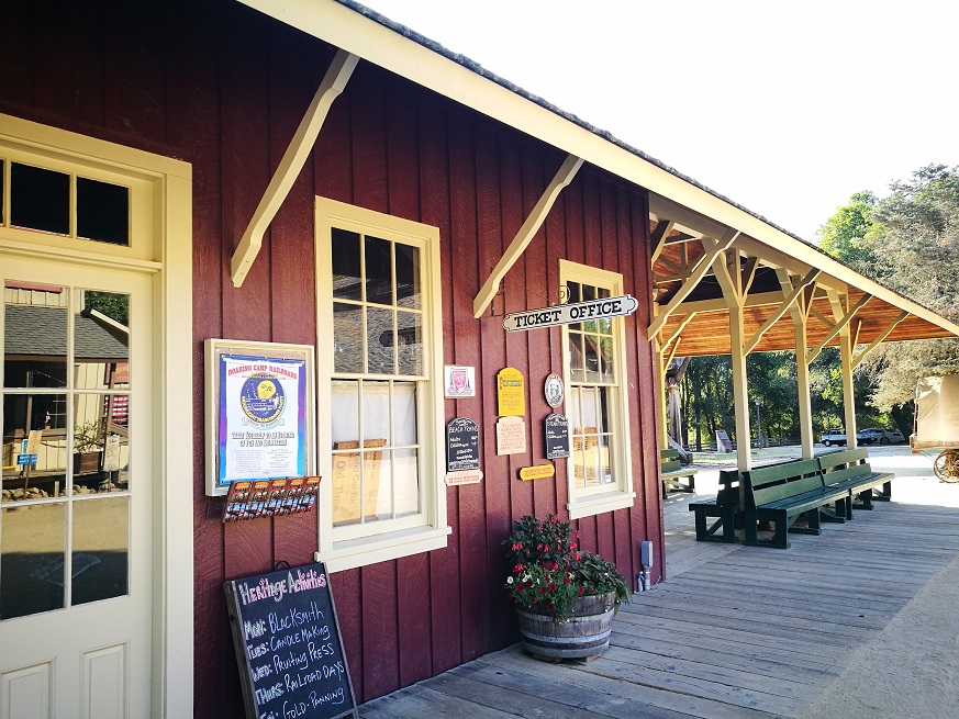 原始森林房车游记,红杉林房车自驾游