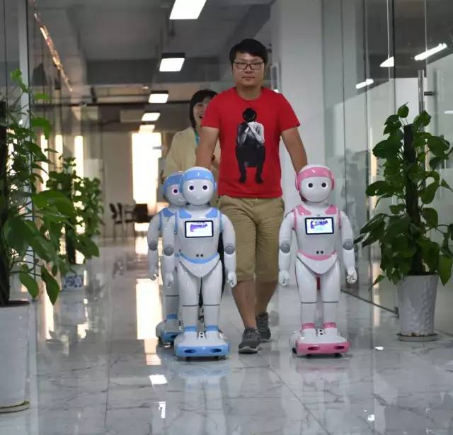 南京23万“码农”必备这本说明书｜庆祝改革开放四十周年