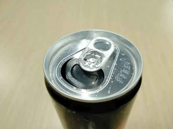 罐装可乐冷冻后瞬间爆炸,可乐冰冻爆炸事件怎么解决