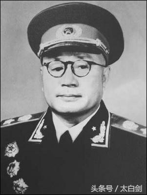 十大元帅中最高寿的一位：儒将*伯承刘**的养生之道