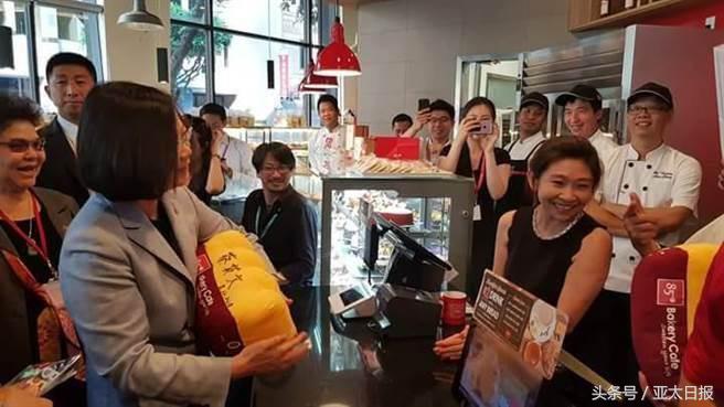 85度c下架没有,85度c被收购了吗