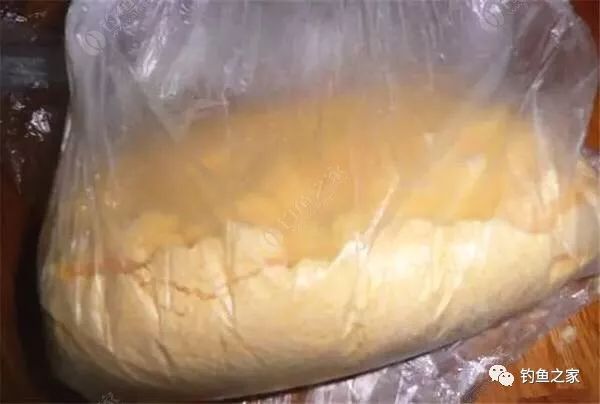 如何自制鲫鱼窝料,最简单鲫鱼窝料的自制配方
