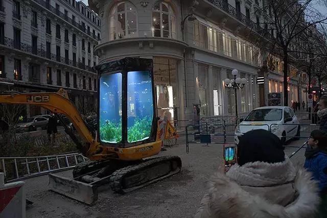 DIY，我把咱们家的车爆改成了游泳池，老婆！