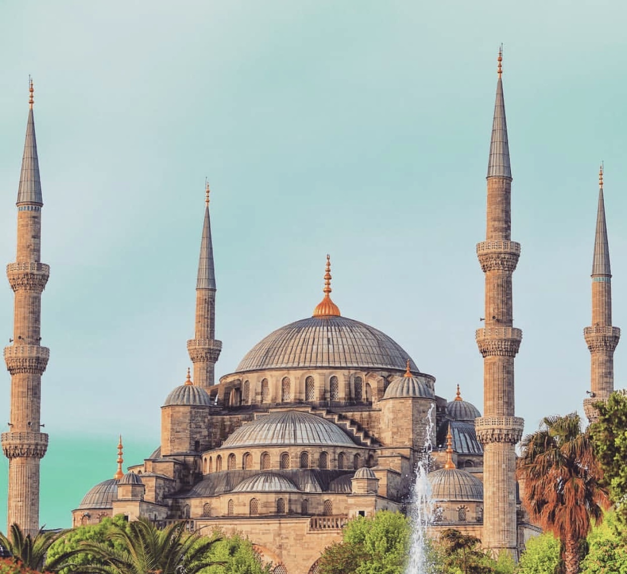 里拉暴跌的土耳其，不仅适合抢购奢侈品，还有浪漫的美景和美食