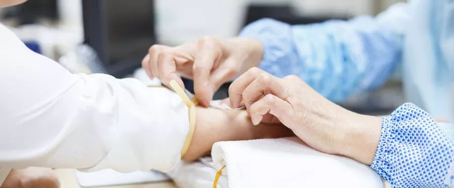 癌症病人发烧到38-39度是怎么回事,癌症病人发烧是不是癌细胞扩散了