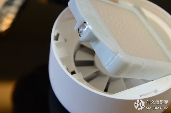 车里蚊子跑进来怎么办,夏天车内蚊子太多用什么驱蚊神器