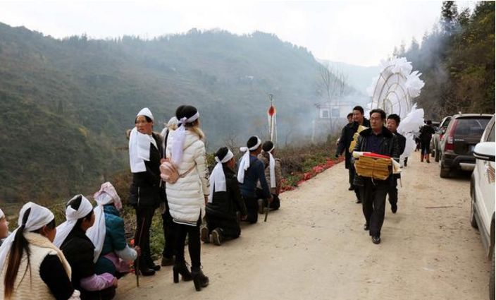 农村丧礼路祭礼仪,关于农村丧礼习俗