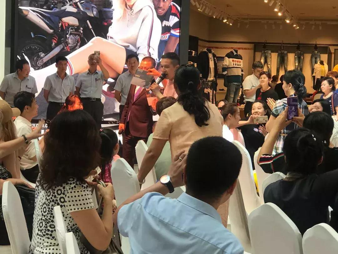 碧罗珠宝奎屯店,碧罗珠宝库尔勒总店