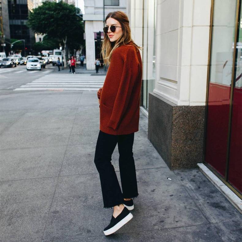 毛衣穿搭满大街？还得靠品质打败平庸