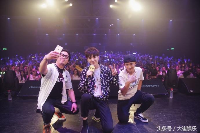 阿哲讨论舞帝利哥和摩登兄弟,摩登舞帝利哥