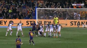 梅西绝杀皇马庆祝完整版,梅西19岁任意球贴地斩