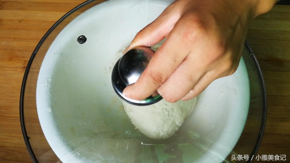 电饼铛烙饼不发硬的技巧图解,电饼铛烙饼不硬的窍门