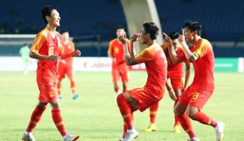 怕再被打脸？体育总局官网这次对男足惊艳表现出奇克制