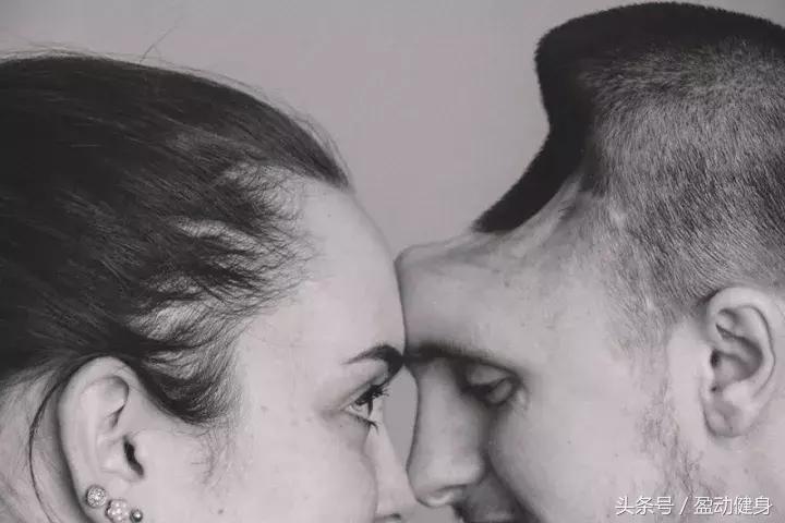 多喝了几杯饮料，半个脑袋没了！年轻爸爸分享恐怖经历