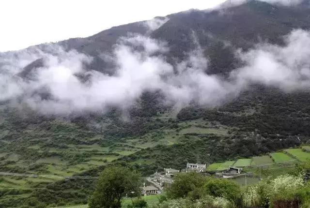 成都1.5h刹拢的山水宝地，集合n种清凉耍法，还可当天打来回！