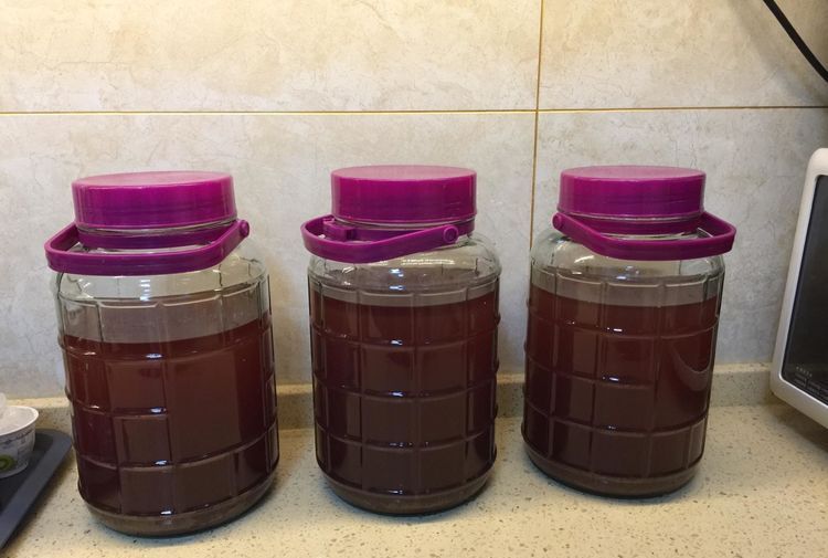 自酿葡萄酒的详细制作方法,葡萄酒正确做法自酿全过程