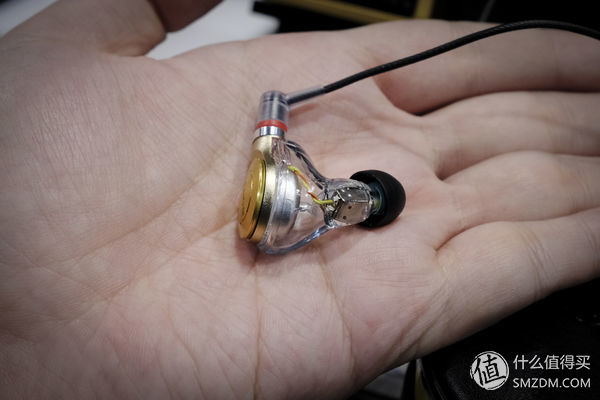 索尼sony初音限定版,索尼召开醇音系列音频产品发布会