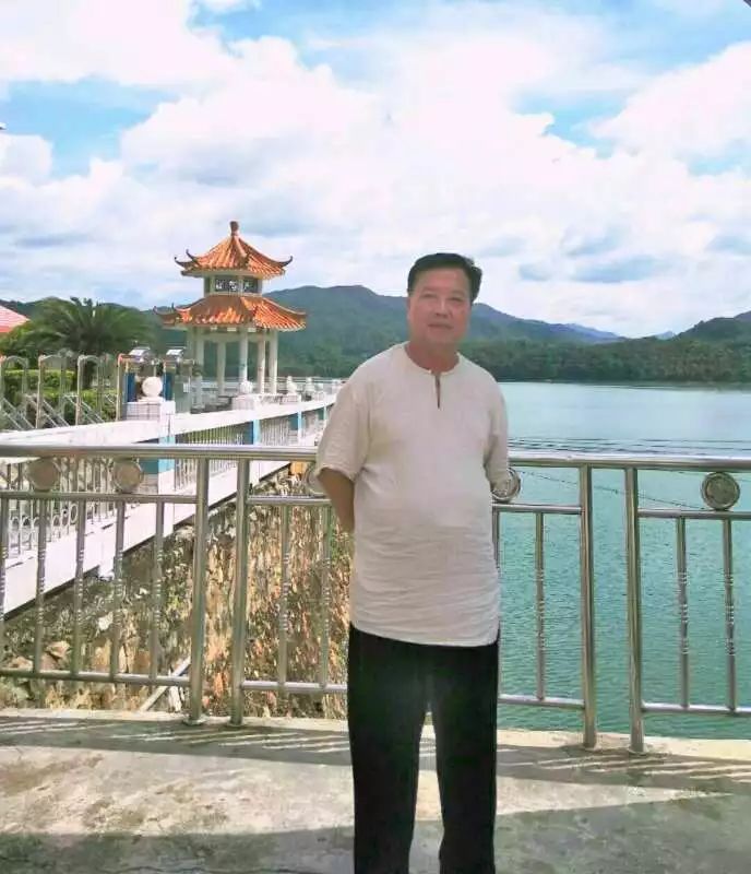 韶关曲江乳源诗友结袂自然游集诗三十首