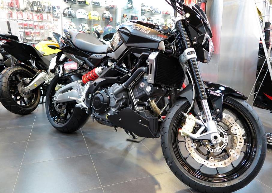 贝纳利黄龙6002021款,黄龙600新款颜色