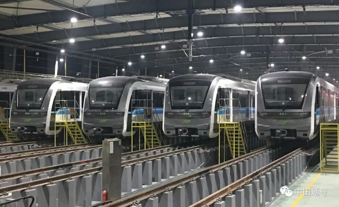 自动驾驶=无人驾驶？无人驾驶的高铁你敢坐吗？