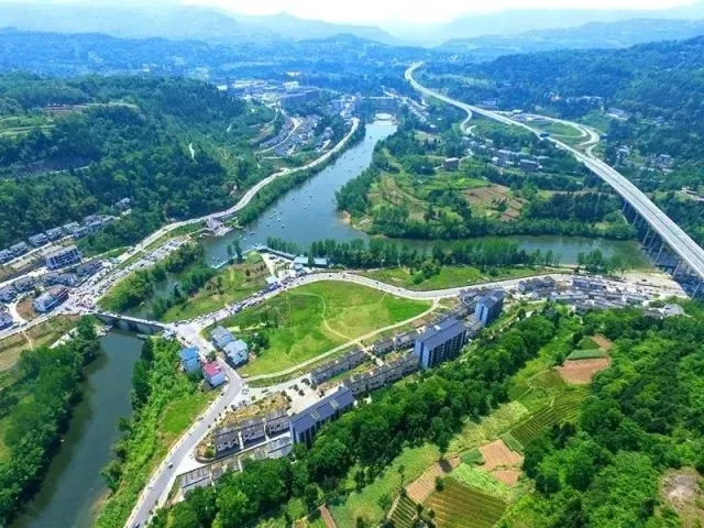 最近的一场国际拉力赛,这一届世界足球比赛在哪里举办