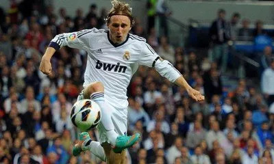 怎么练足球足球才踢得好,业余11人制足球怎么踢