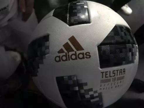 足球原来的模样,足球原来的样子