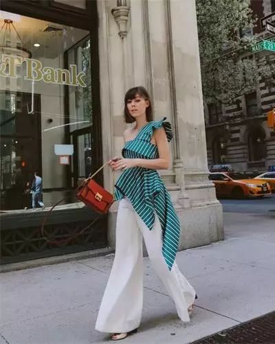 非常适合夏天穿的裤子,这条裤子夏天超火舒适百搭又清凉