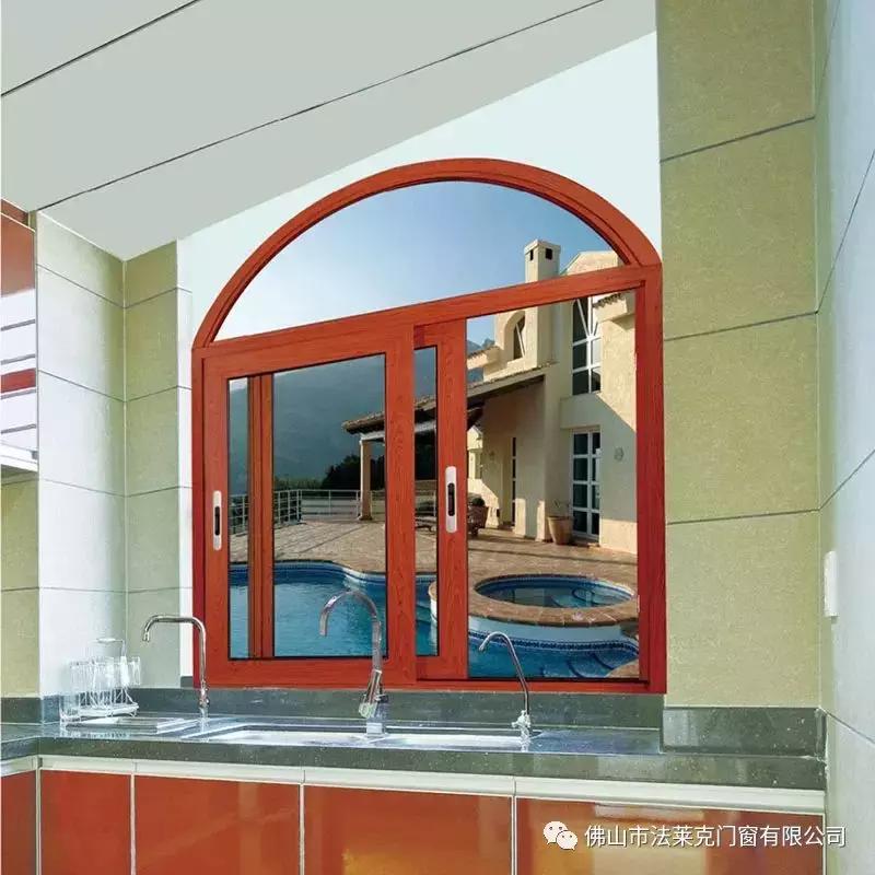 断桥铝合金推拉窗漏水,铝合金门窗渗漏水的处理方案