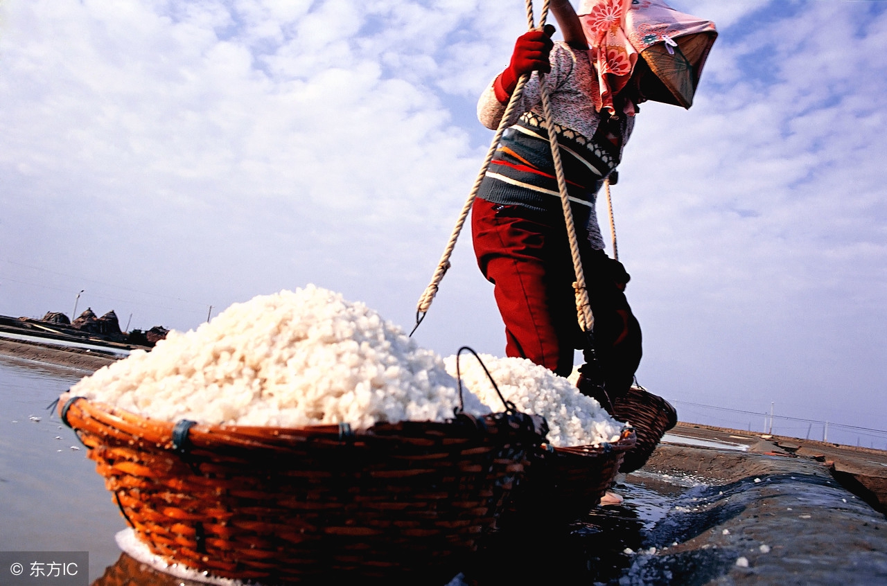 后背螨虫最好的特效药,一个小偏方螨虫连根拔起