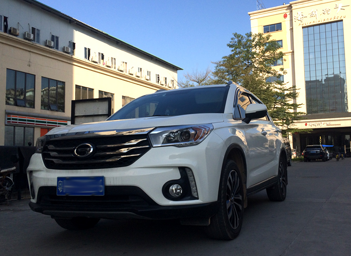 更换led车灯要不要装防尘罩,汽车大灯更换外罩需要多少度