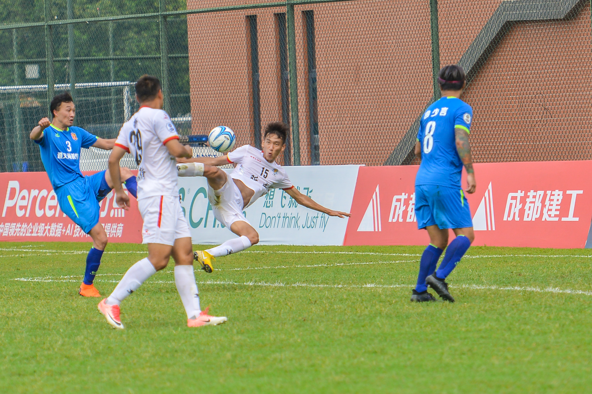 中冠联赛成都开球云南昆陆4比0赢开门红