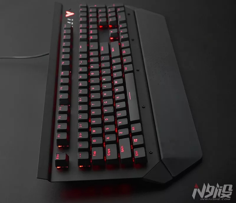 雷柏v750键盘驱动,雷柏v750机械键盘是插拔轴的吗