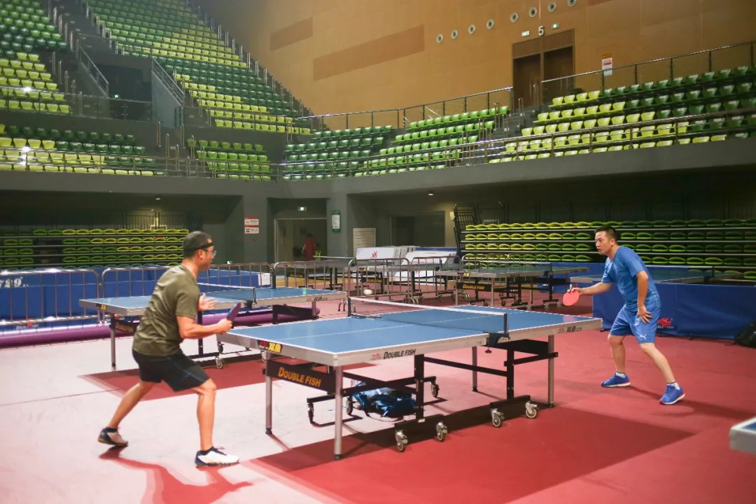 映象青白江｜汗流浃背才快活！傍晚的文体中心有最活力激情的一面！