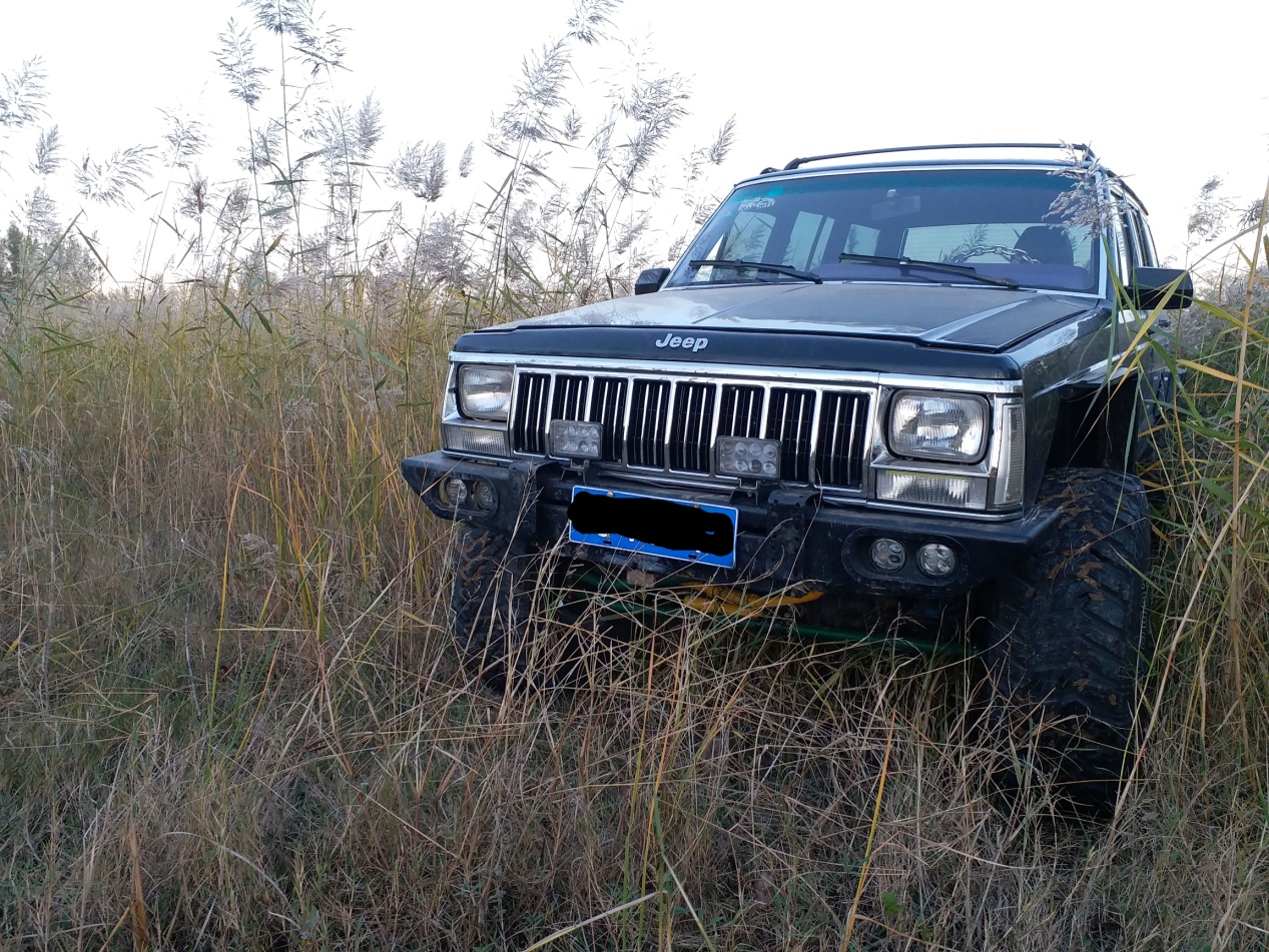 切诺基213改大脚,切诺基213升高5寸改装