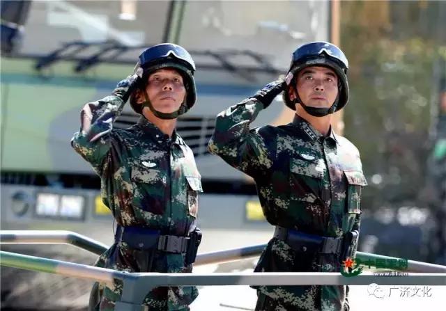 鄂东名校梅川高中的超人楼