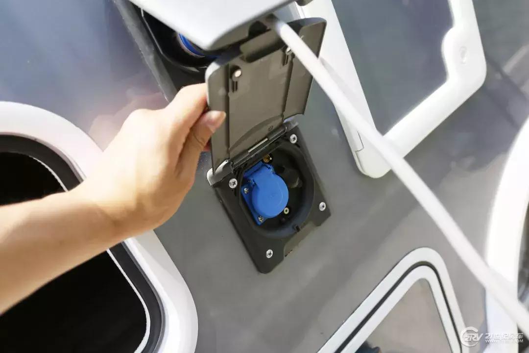 最贵房车排行榜,最贵房车价值近千万堪比豪宅