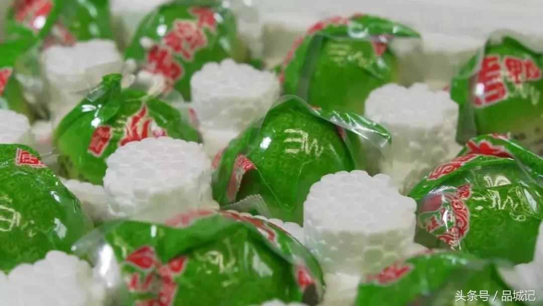 四川正宗流油的咸鸭蛋,吴川即食海鸭蛋