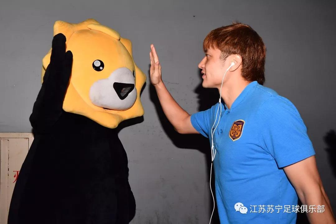 2002年小将汪嵩,致敬伟大的足球运动员