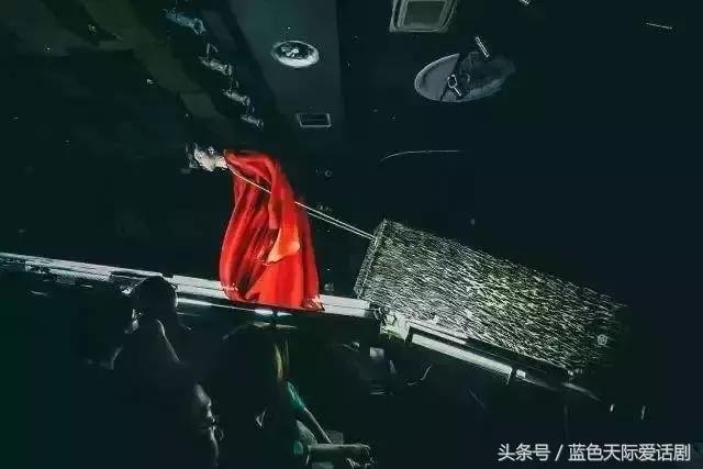 乌镇戏剧节青年竞演两出好戏,乌镇戏剧节迎五周年