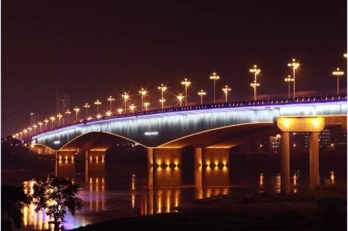 以前的南宁邕江大桥,南宁市邕江大桥以前的样子