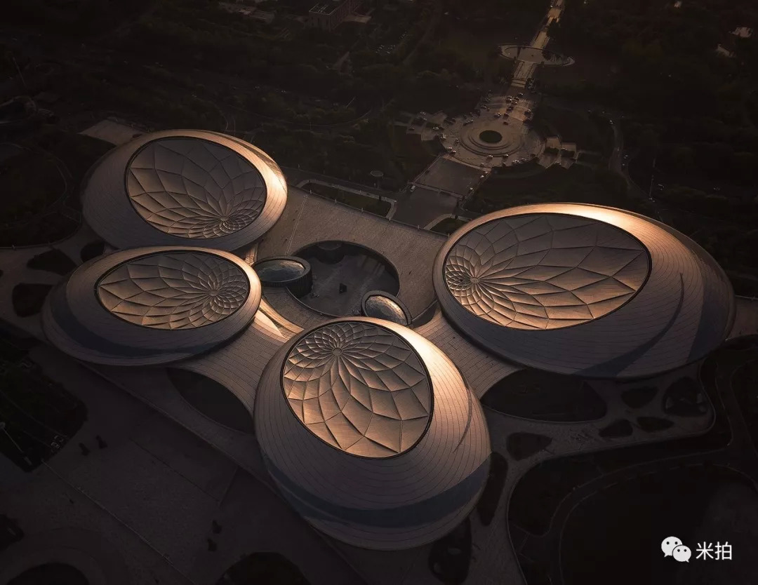 这个夏天，100位年轻的摄影师在这里C位出道！